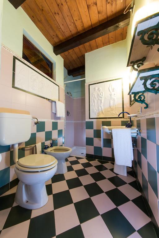 Hotel Villino Della Flanella モデナ 部屋 写真